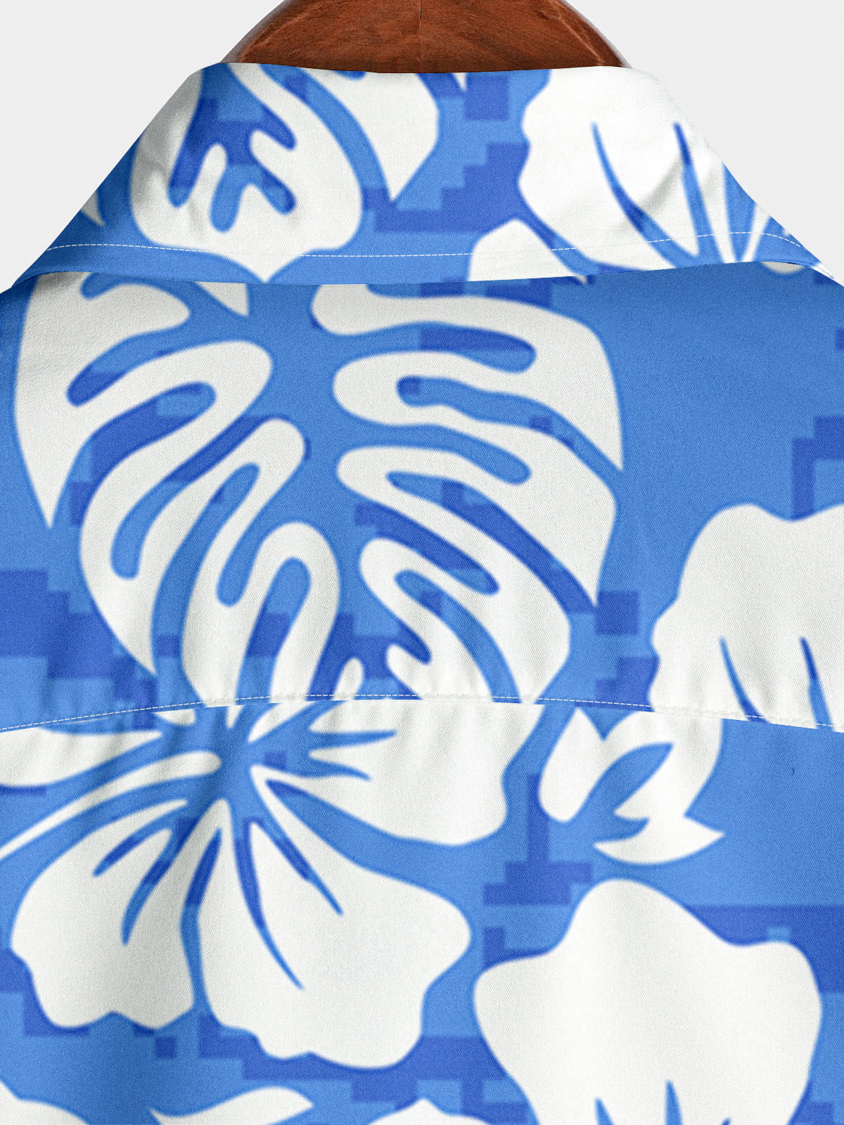 Camicia da uomo a maniche corte con stampa floreale
