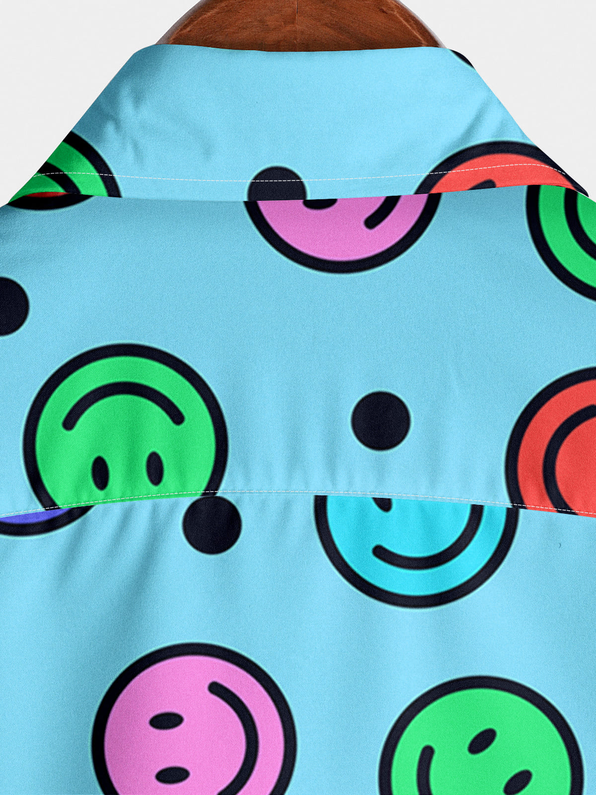 Chemise à manches courtes visage souriant pour hommes