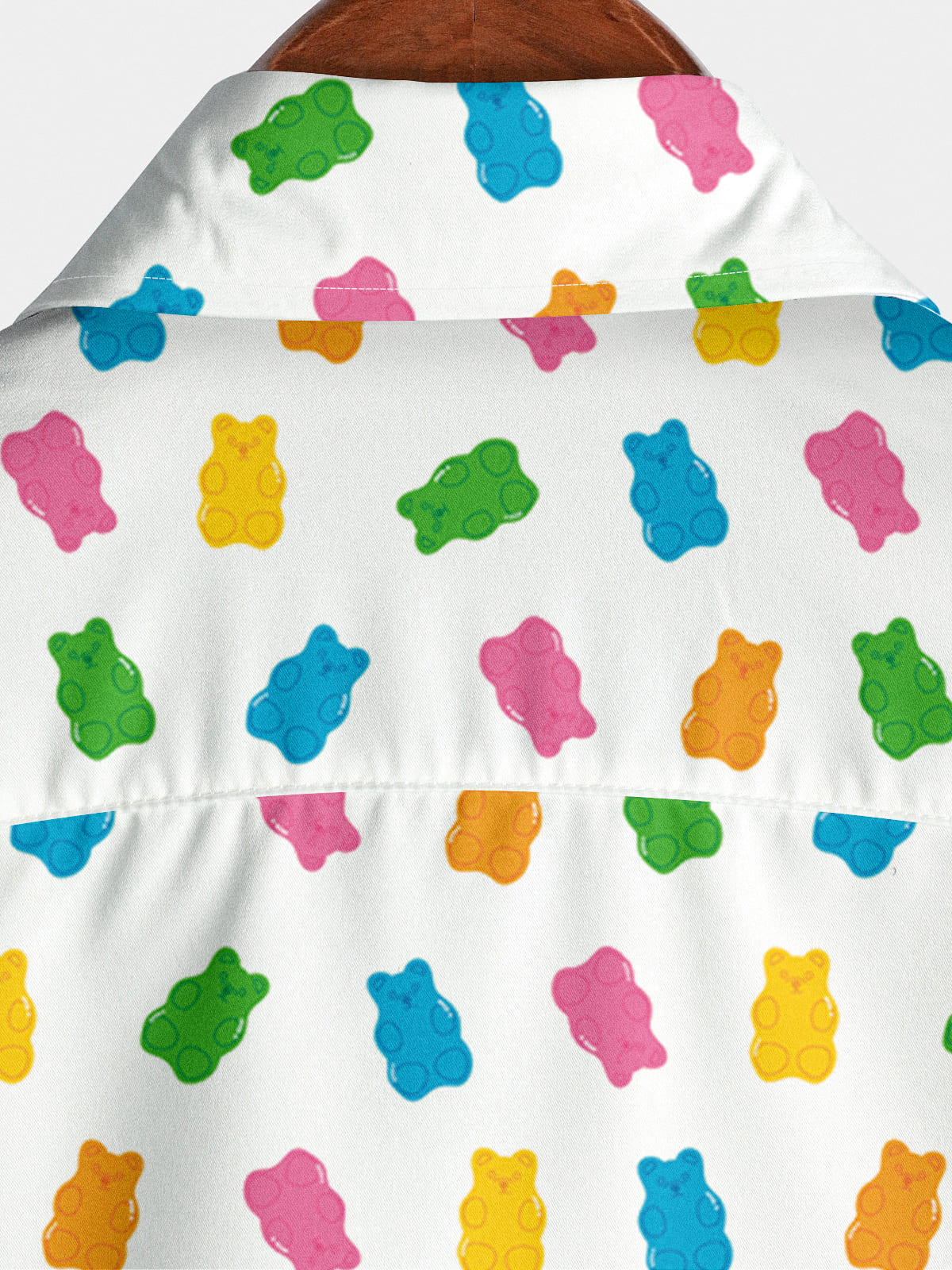 Camicia a maniche corte con stampa di orsetti gommosi da uomo