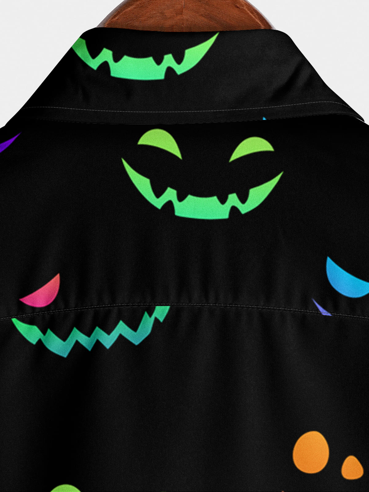 Chemise à manches courtes visage souriant pour hommes