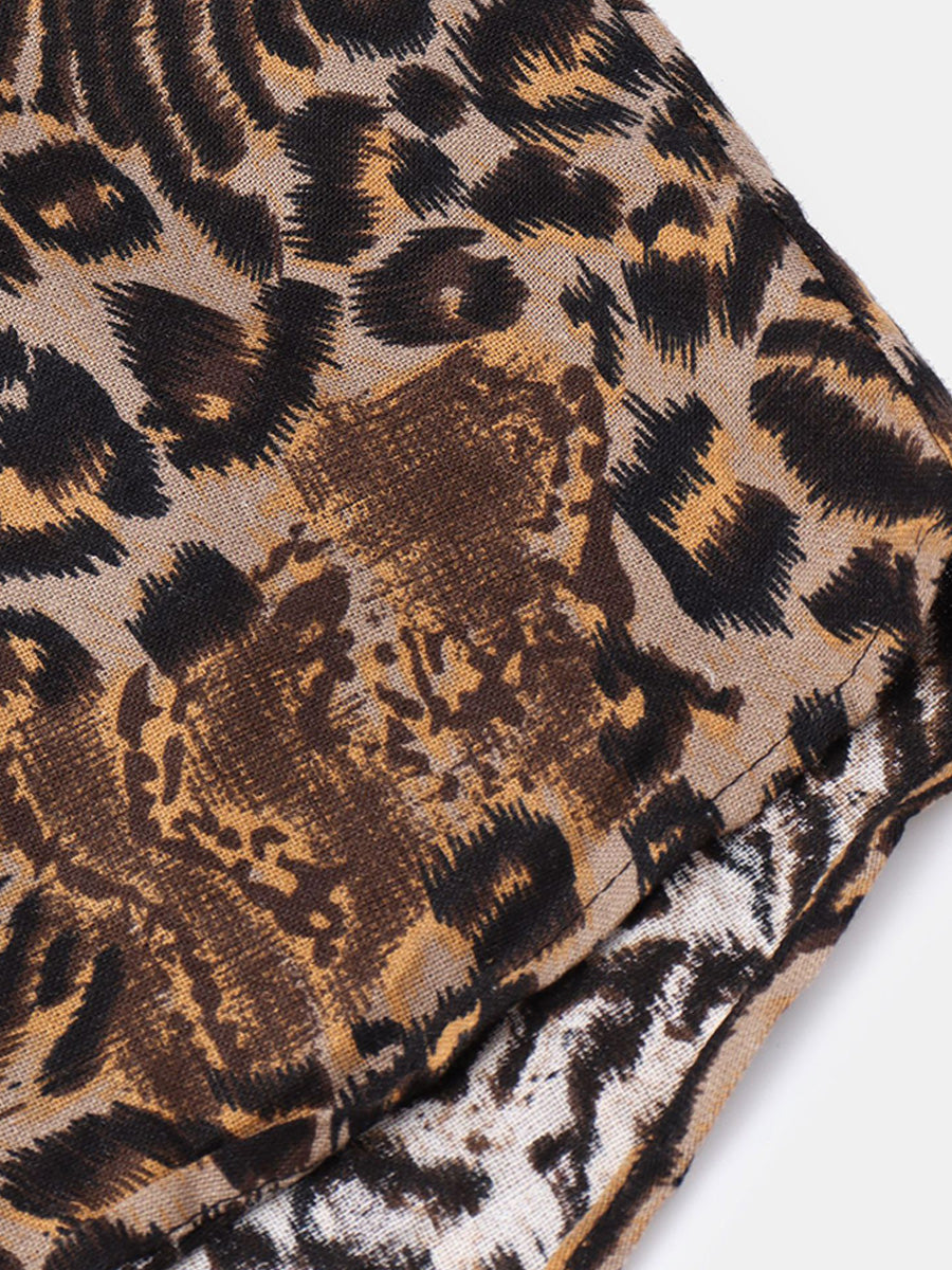 Camicia da uomo a maniche corte con stampa leopardata