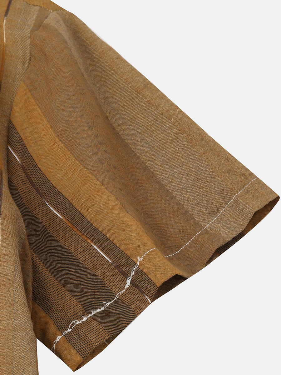 Camicia da uomo a maniche corte con stampa verticale