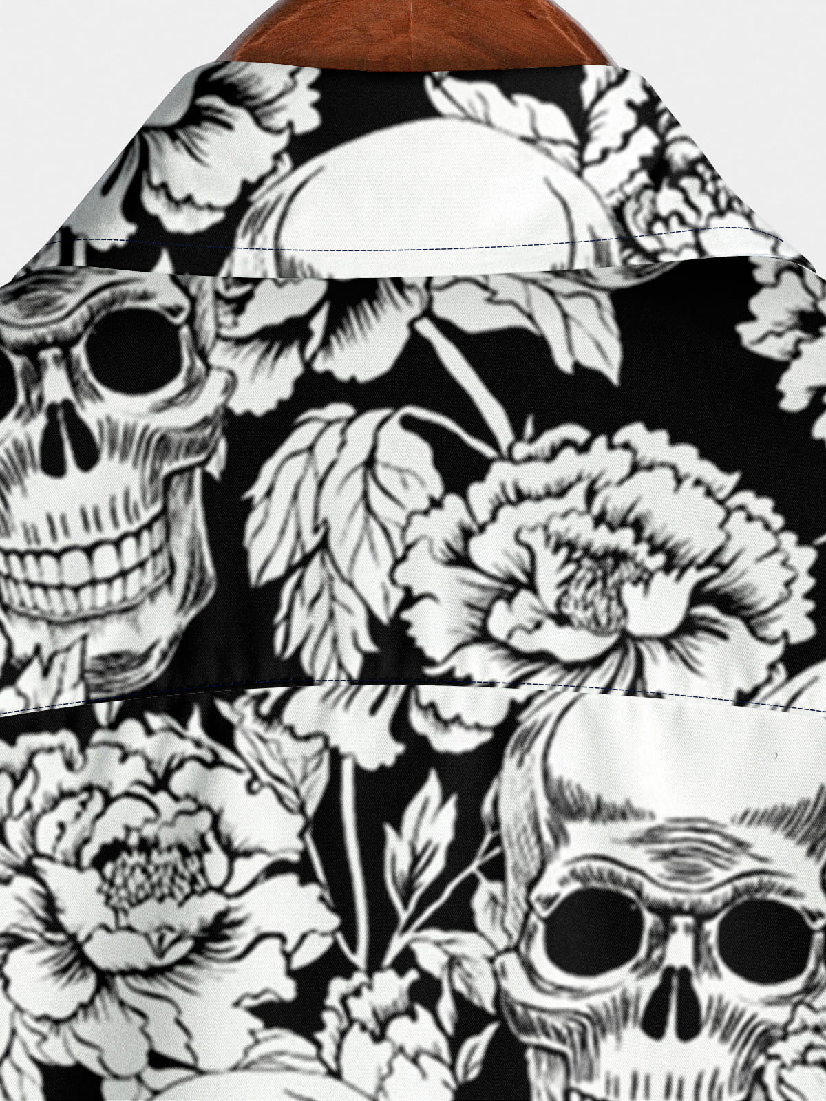 Camicia a maniche corte da uomo con teschio di fiori